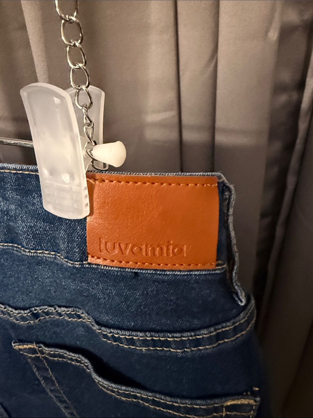 Vavamia Women's Mid Wash Denim Roll-Cuff Shorts - Picture 3 of 3